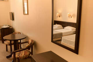 Гостиница Лотос Анапа Классический четырехместный номер-7