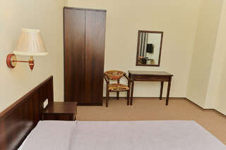 Гостиница Лотос Анапа Семейный номер Делюкс-1