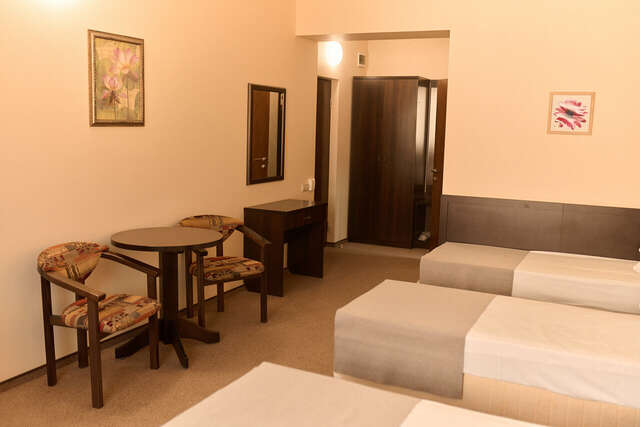 Гостиница Лотос Анапа-7